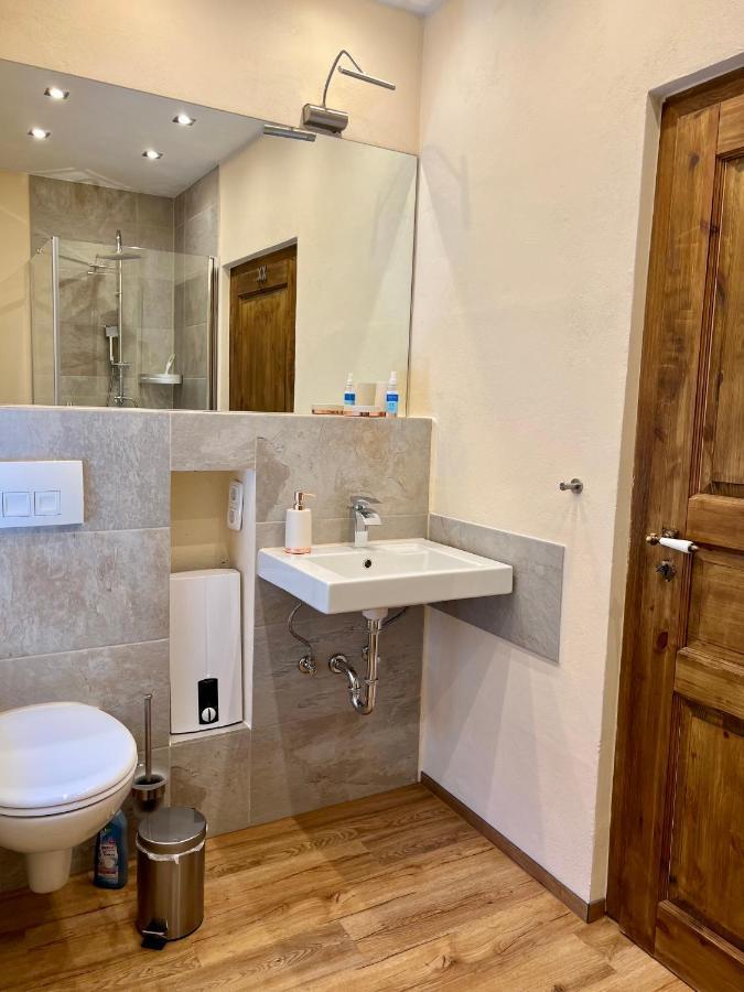 Apartment Georgstor Im Posthalterhof Mit Sauna ブランケンハイム エクステリア 写真