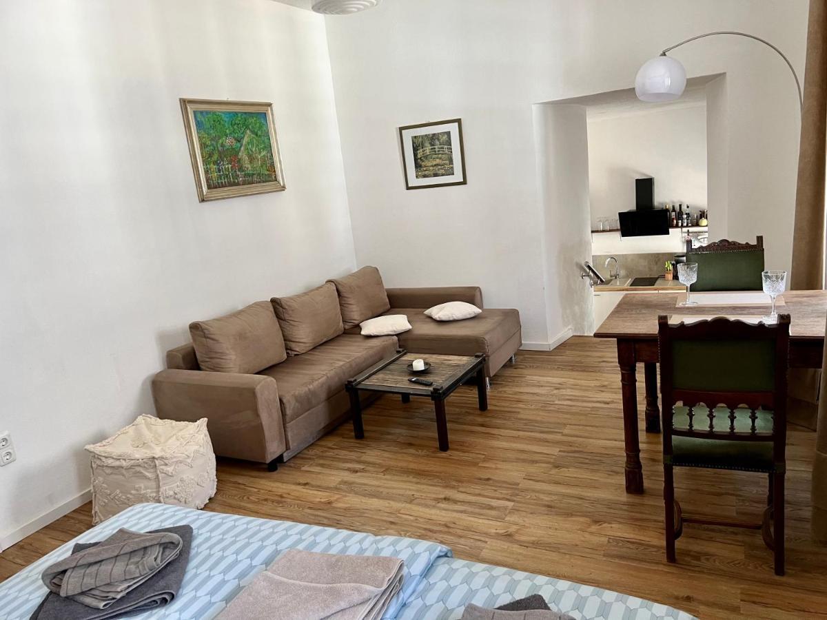 Apartment Georgstor Im Posthalterhof Mit Sauna ブランケンハイム エクステリア 写真